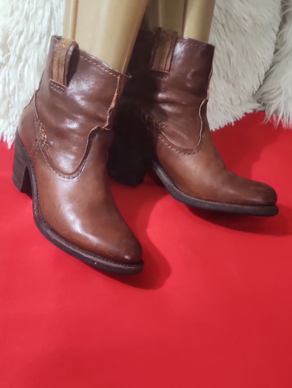 Frye Leslie Brown Leather Ankle Booties with Stacked Heel
